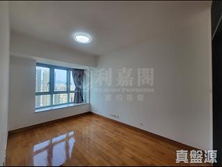 West Kowloon - The Harbourside Block 3 04