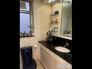 West Kowloon - Sorrento Phase 1 Block 6 04