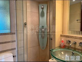 West Kowloon - The Harbourside Block 1 02