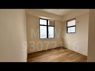 Mid Levels West - Scenic Heights Block 2 02