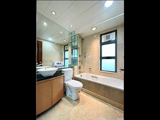 Braemar Hill - Sky Horizon Block 1 11