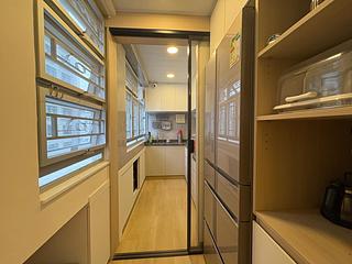 Sheung Wan - Kiu Fat Building 08