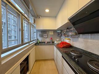 Sheung Wan - Kiu Fat Building 11