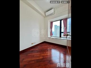 West Kowloon - The Arch Sky Tower (Block 1) 02