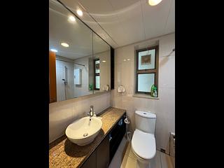 Wan Chai - The Zenith Phase 1 Block 3 09