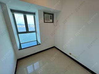 Kennedy Town - The Merton Tower 1 04