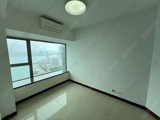 Kennedy Town - The Merton Tower 1 06
