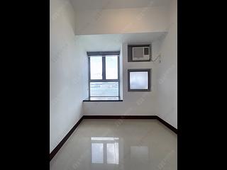 Kennedy Town - The Merton Tower 1 13