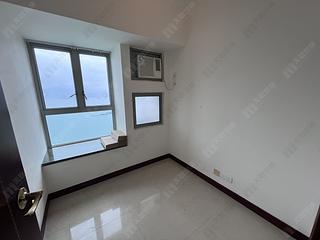 Kennedy Town - The Merton Tower 1 16
