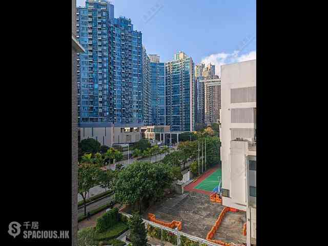 Tseung Kwan O - The Papillons Block 6 01