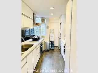 Happy Valley - Ventris Place 05