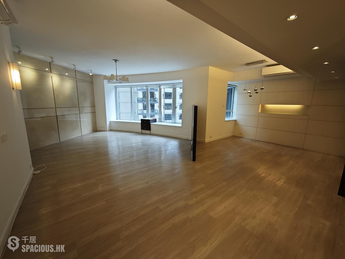 Mid Levels Central - Tregunter Tower 3 01