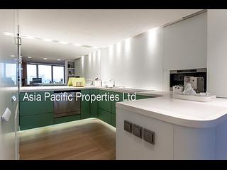 Wan Chai - Convention Plaza Apartments 02