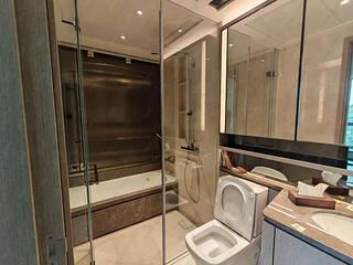Wong Chuk Hang - The Southside Phase 1 Southland Tower 1A 04