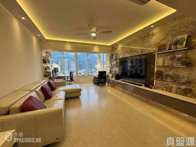 Repulse Bay - Repulse Bay Garden Block 12 01
