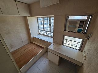 Kennedy Town - Joyful Building 06