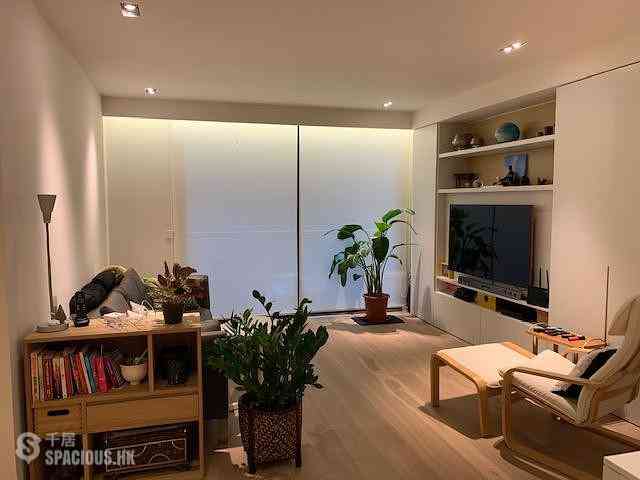 Poho - Holly Court 01