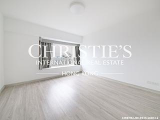 Mid Levels Central - Clovelly Court 05