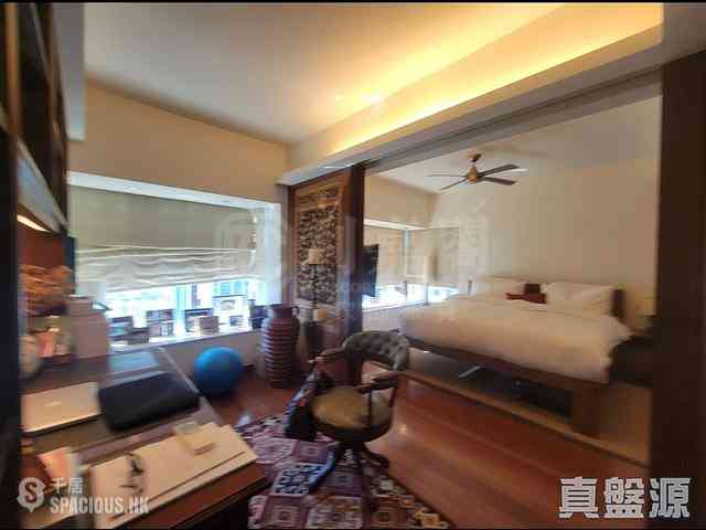 West Kowloon - The Waterfront Phase 2 Block 7 02