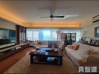 West Kowloon - The Waterfront Phase 2 Block 7 04