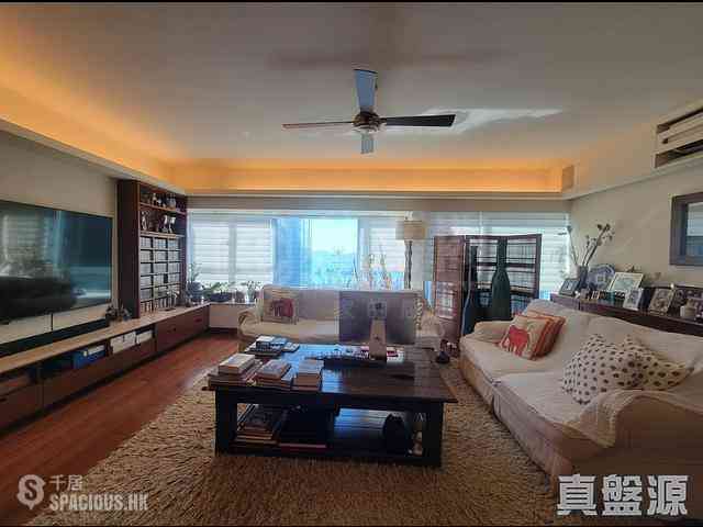 West Kowloon - The Waterfront Phase 2 Block 7 04