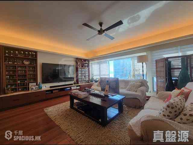 West Kowloon - The Waterfront Phase 2 Block 7 05