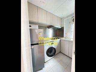 Sai Ying Pun - Golden Phoenix Court 04