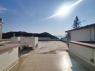 Chung Hom Kok - 8-14, Cape Road 03