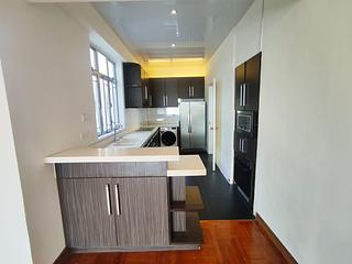 Chung Hom Kok - 8-14, Cape Road 08