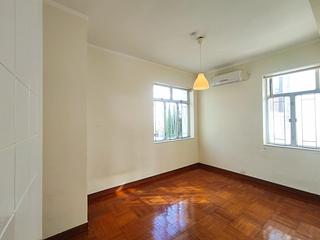 Chung Hom Kok - 8-14, Cape Road 12