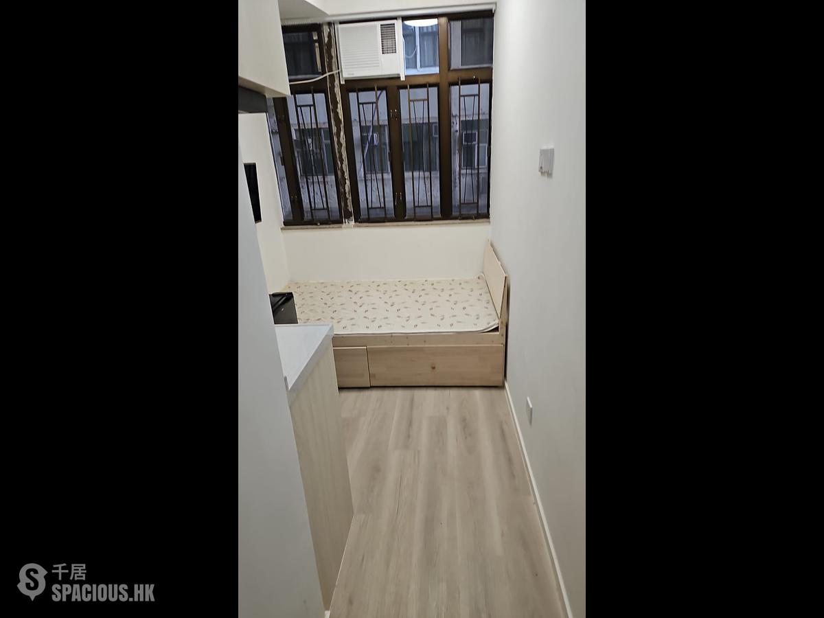 Causeway Bay - Hoi Deen Court 01