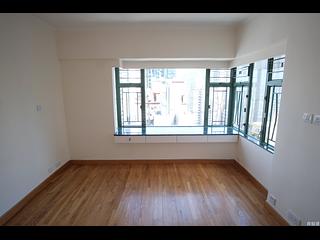 Mid Levels Central - Robinson Place Block 2 06