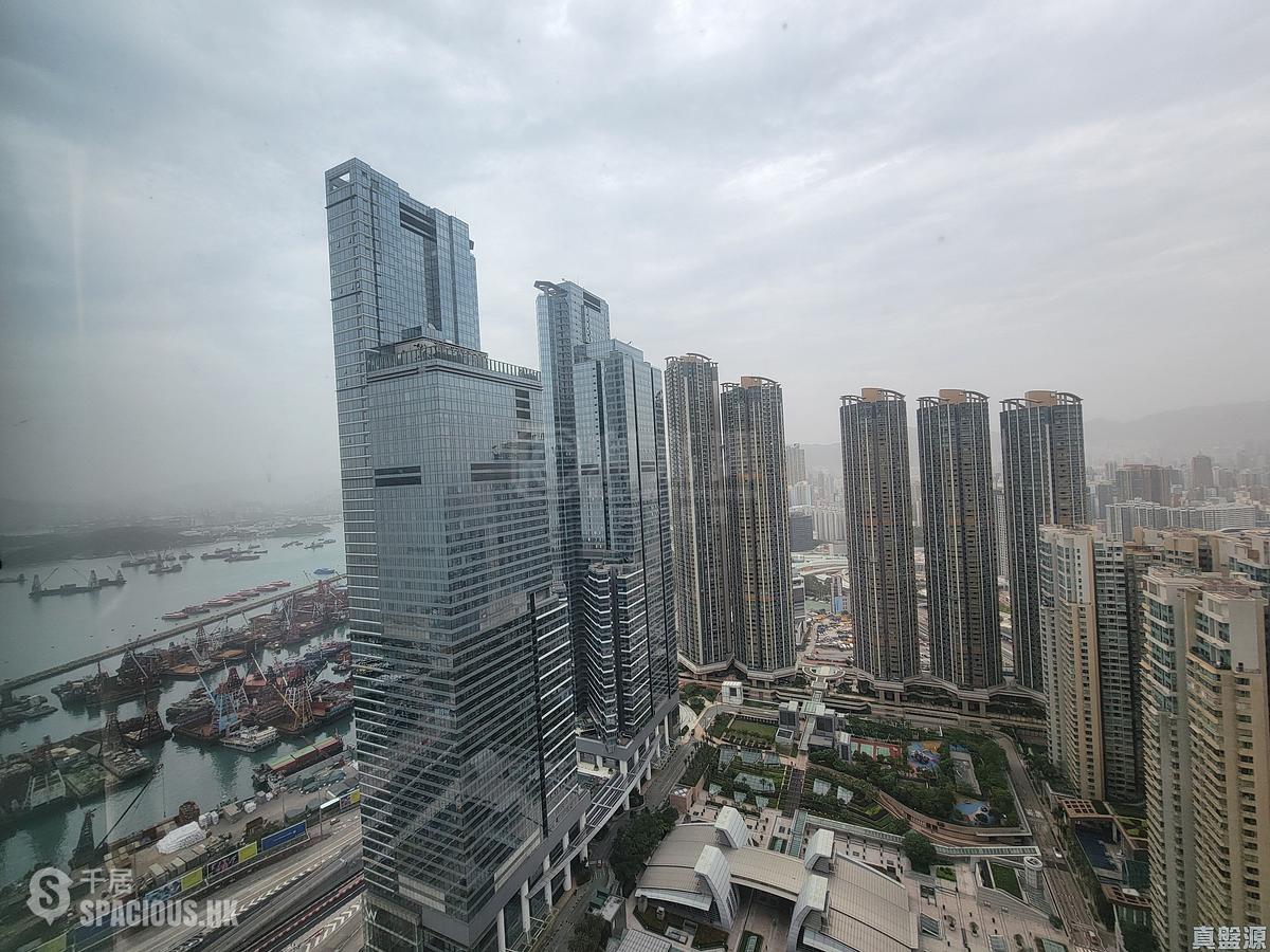 West Kowloon - The Harbourside 01