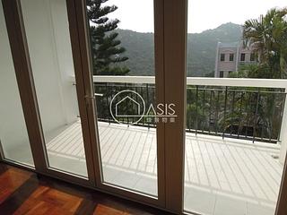 Chung Hom Kok - 8-14, Cape Road 02