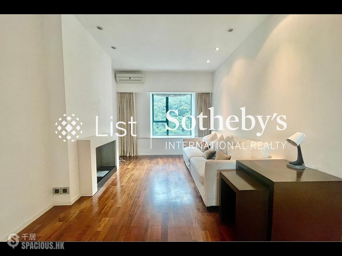 Mid Levels Central - Hillsborough Court 01