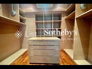Mid Levels Central - Hillsborough Court 04