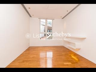 Chung Hom Kok - 33, Cape Road 05