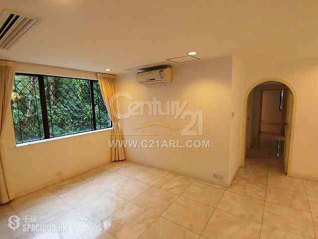 Mid Levels Central - 6B-6E, Bowen Road 01