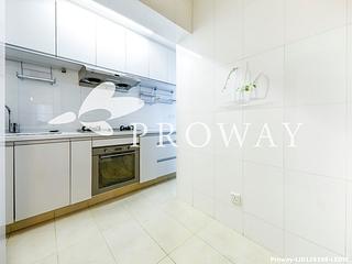Wan Chai - Phoenix Court 09