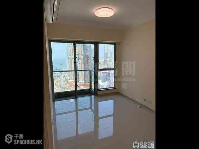 Tsim Sha Tsui - The Victoria Towers 01