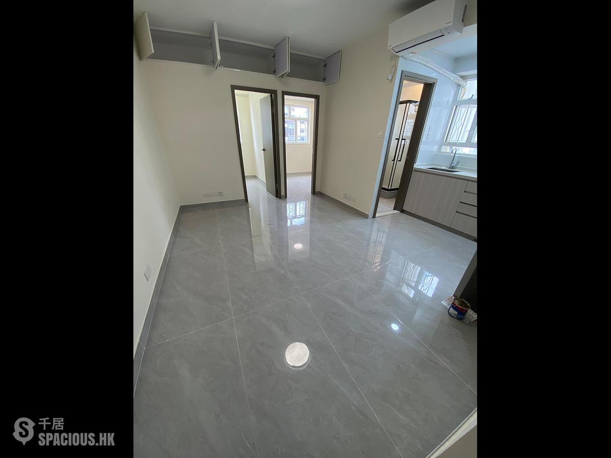 Kennedy Town - Luen Wai Apartment 01