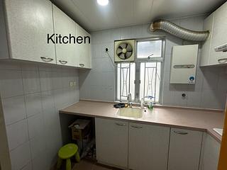 Causeway Bay - Bay View Mansion 15