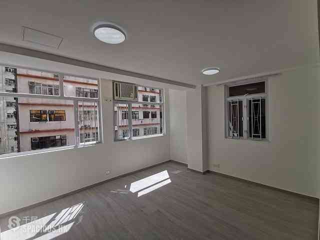 Shek Tong Tsui - Sang Cheong Building 01