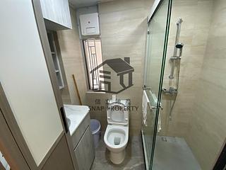Kennedy Town - Pearl Court 13