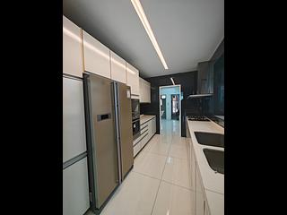 Mid Levels Central - The Mayfair 04
