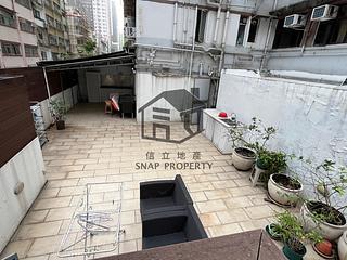 Sai Ying Pun - Tung Cheung Building 03