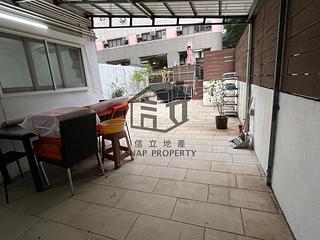 Sai Ying Pun - Tung Cheung Building 04