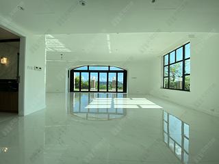 Stanley - Villa Rosa 02