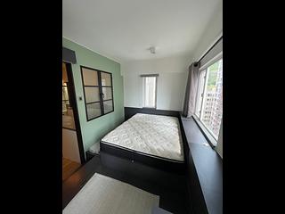 Kennedy Town - Luen Wai Apartment 06