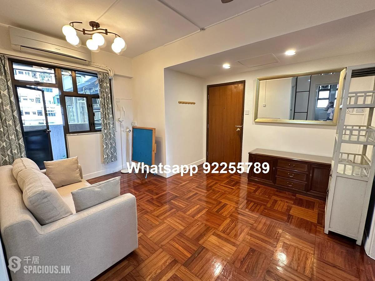 Sai Ying Pun - True Light Building 01